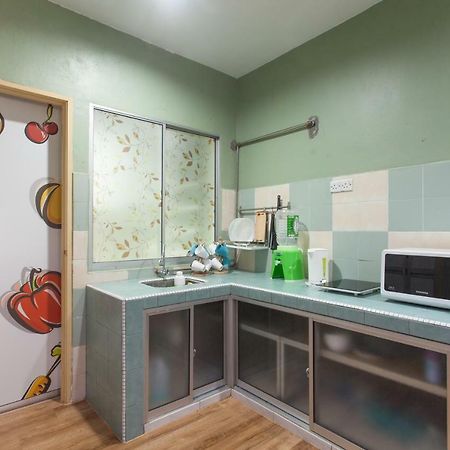 Gunung View Homestay 10 To 12 Pax Near Sunway Tambun Ίπο Εξωτερικό φωτογραφία